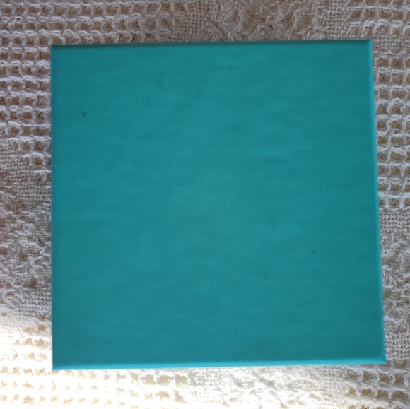 💙 Tiffany Authentic Packaging Bundle 💙 Medium Box & Pouch 4" x 4" x 3" - Picture 8 of 9